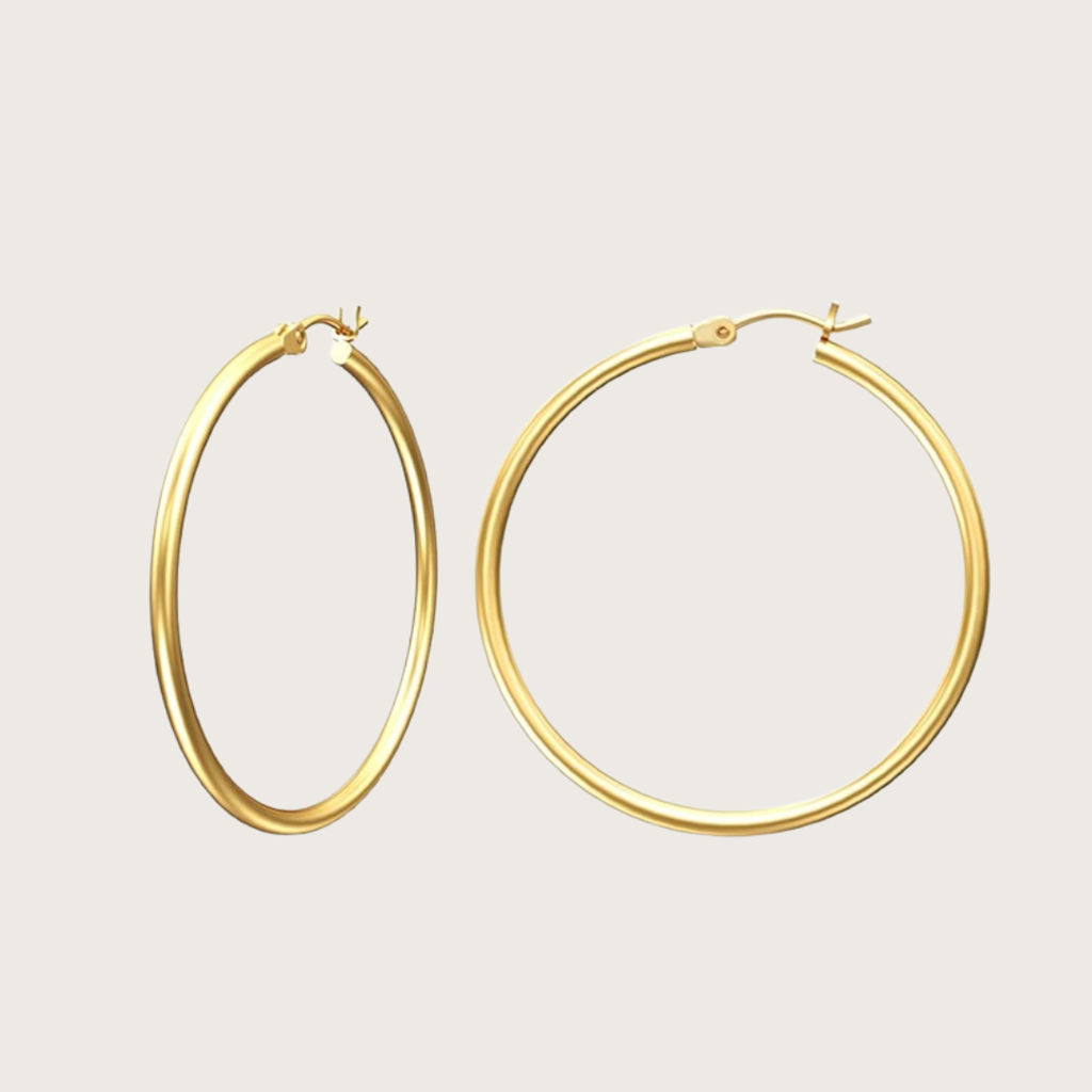 Classic Everyday  Lightweight Gold hoop earrings 